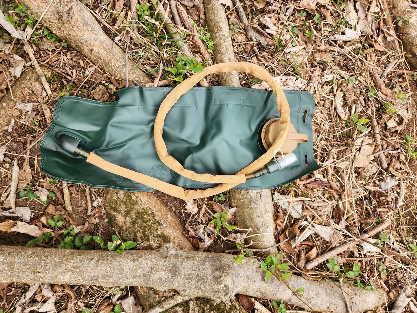 OCP Scorpion Hydration Carrier w/ New 3 Liter Bladder